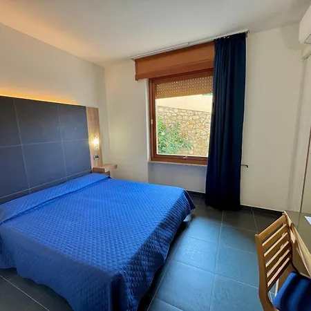 酒店 Fontalleccio 3*